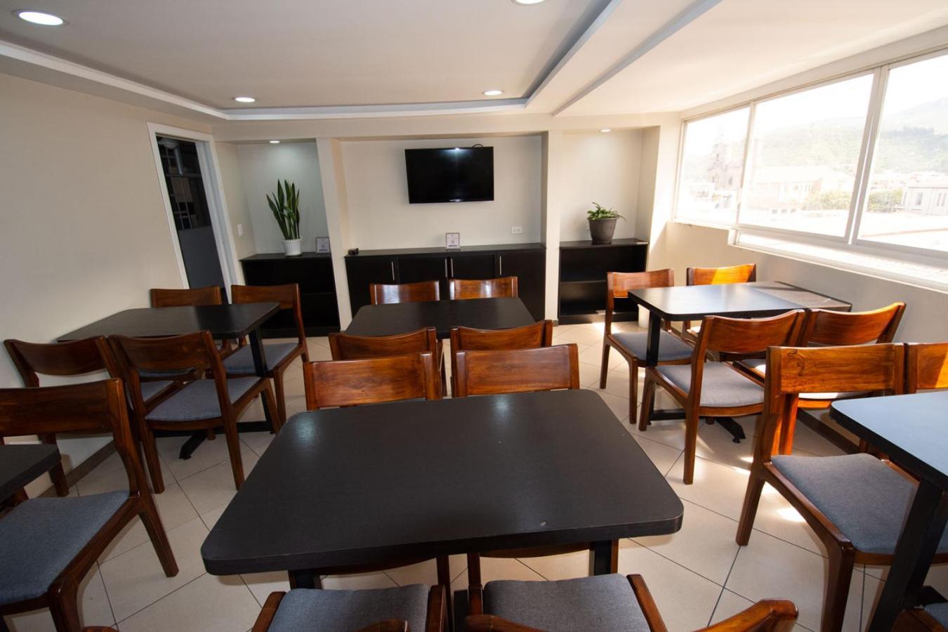 Hotel Plaza Victoria Ibarra Εξωτερικό φωτογραφία