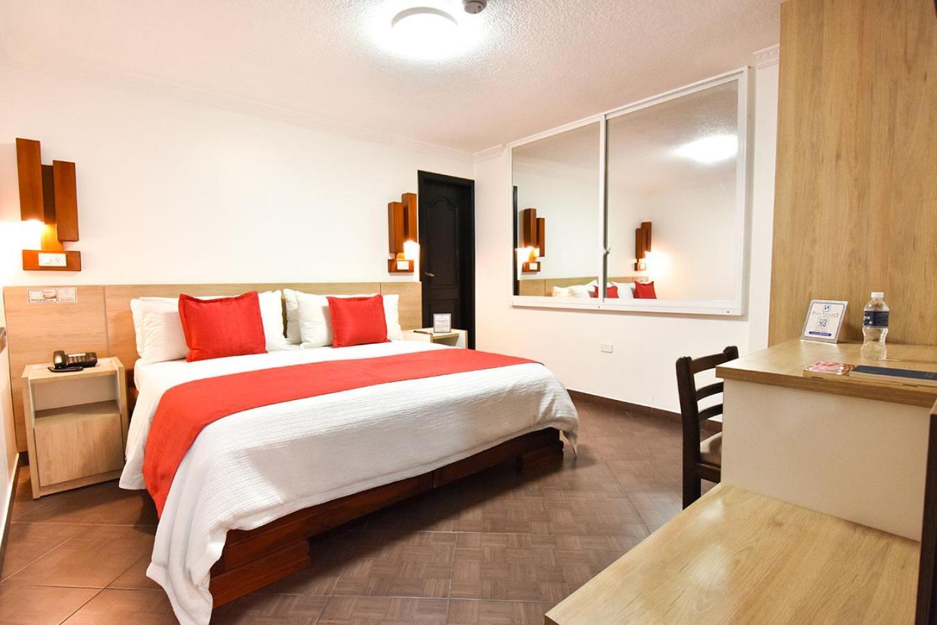 Hotel Plaza Victoria Ibarra Εξωτερικό φωτογραφία