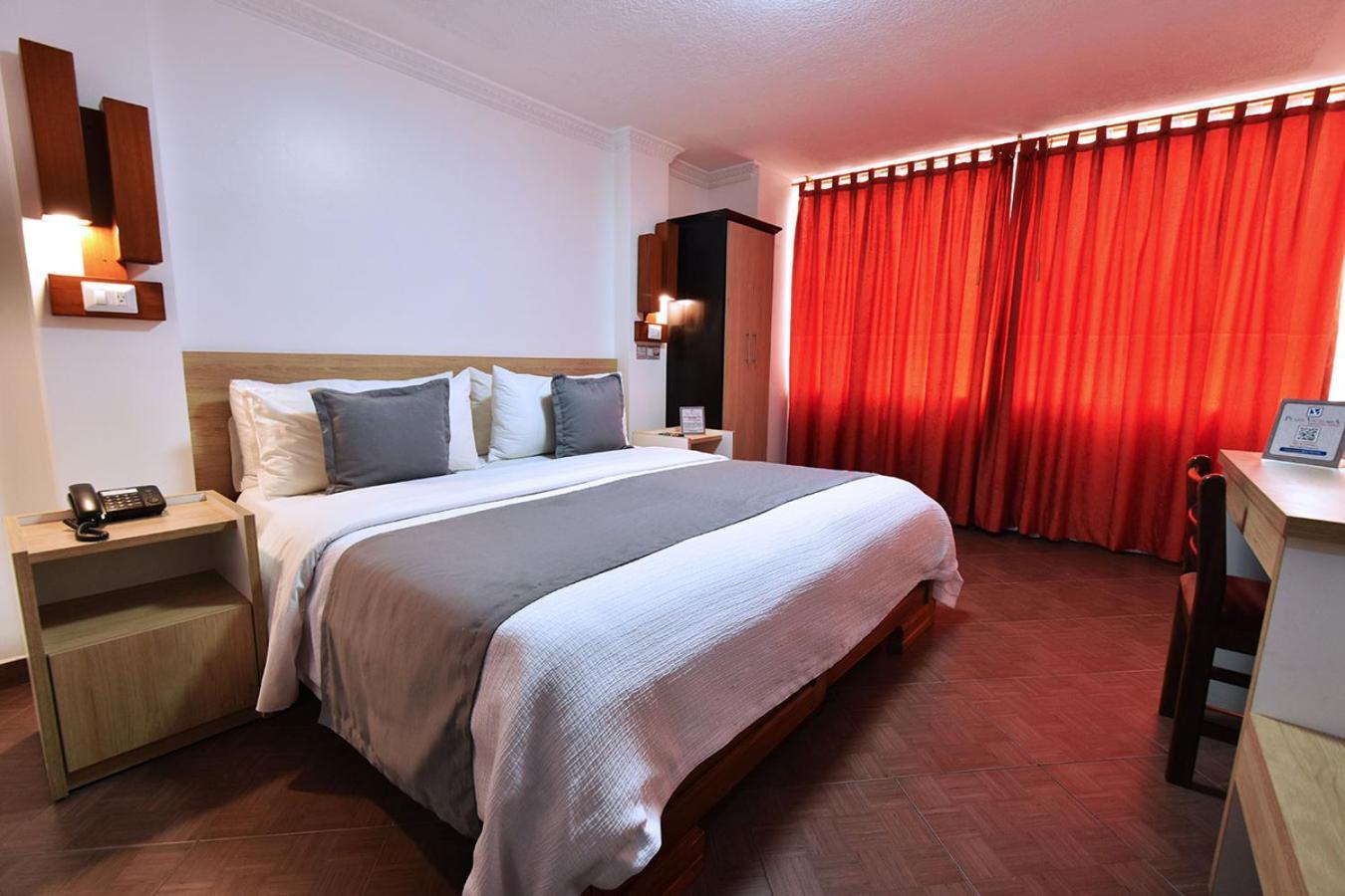 Hotel Plaza Victoria Ibarra Εξωτερικό φωτογραφία