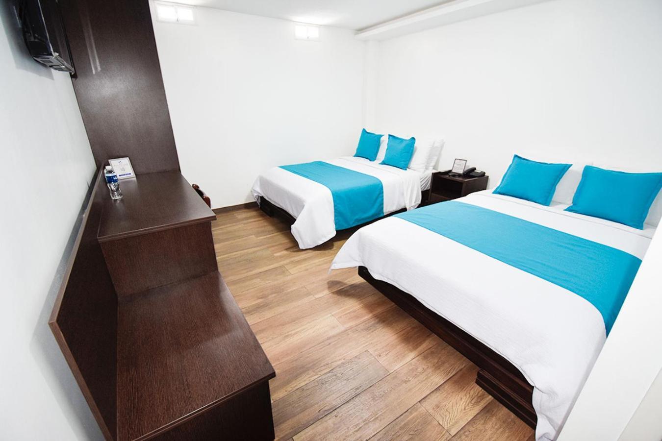 Hotel Plaza Victoria Ibarra Εξωτερικό φωτογραφία