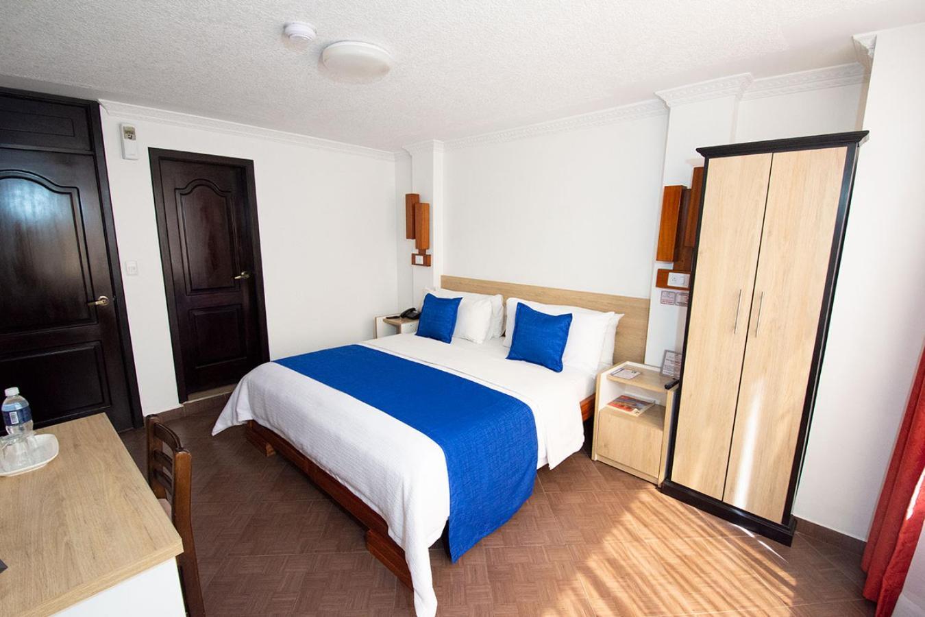 Hotel Plaza Victoria Ibarra Εξωτερικό φωτογραφία