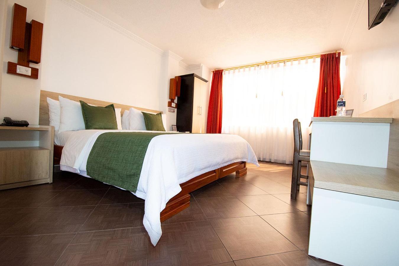 Hotel Plaza Victoria Ibarra Εξωτερικό φωτογραφία