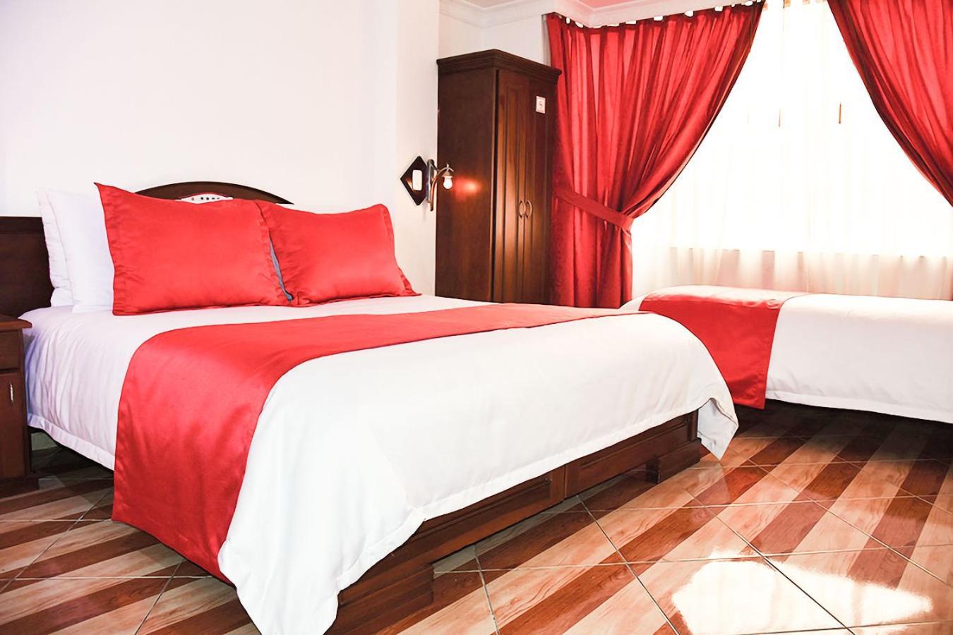 Hotel Plaza Victoria Ibarra Εξωτερικό φωτογραφία